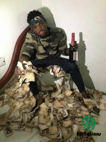 Nigerian Big Boy Who Sleeps On Money Is Ready To Give Out N5,000,000 + Benz To Any Lady Willing To Be His Baby Mama (See Photos)